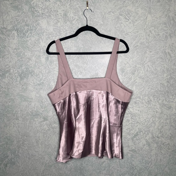 Private Luxuries silver tank - Picture 3 of 3